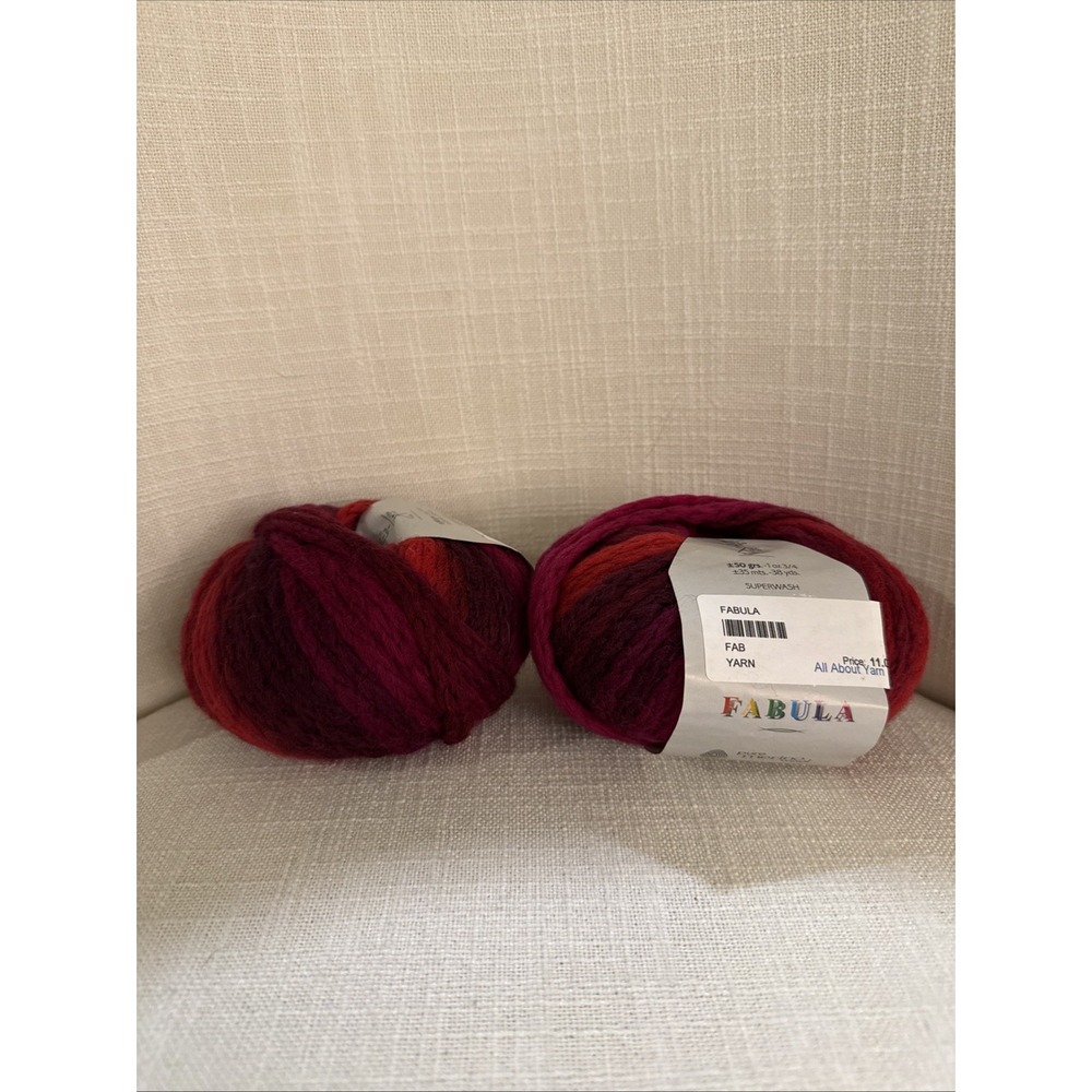 2 -‎ Katia Fabula Yarn 100% Merino Wool Spain Crochet Knit Red/Purple #95
